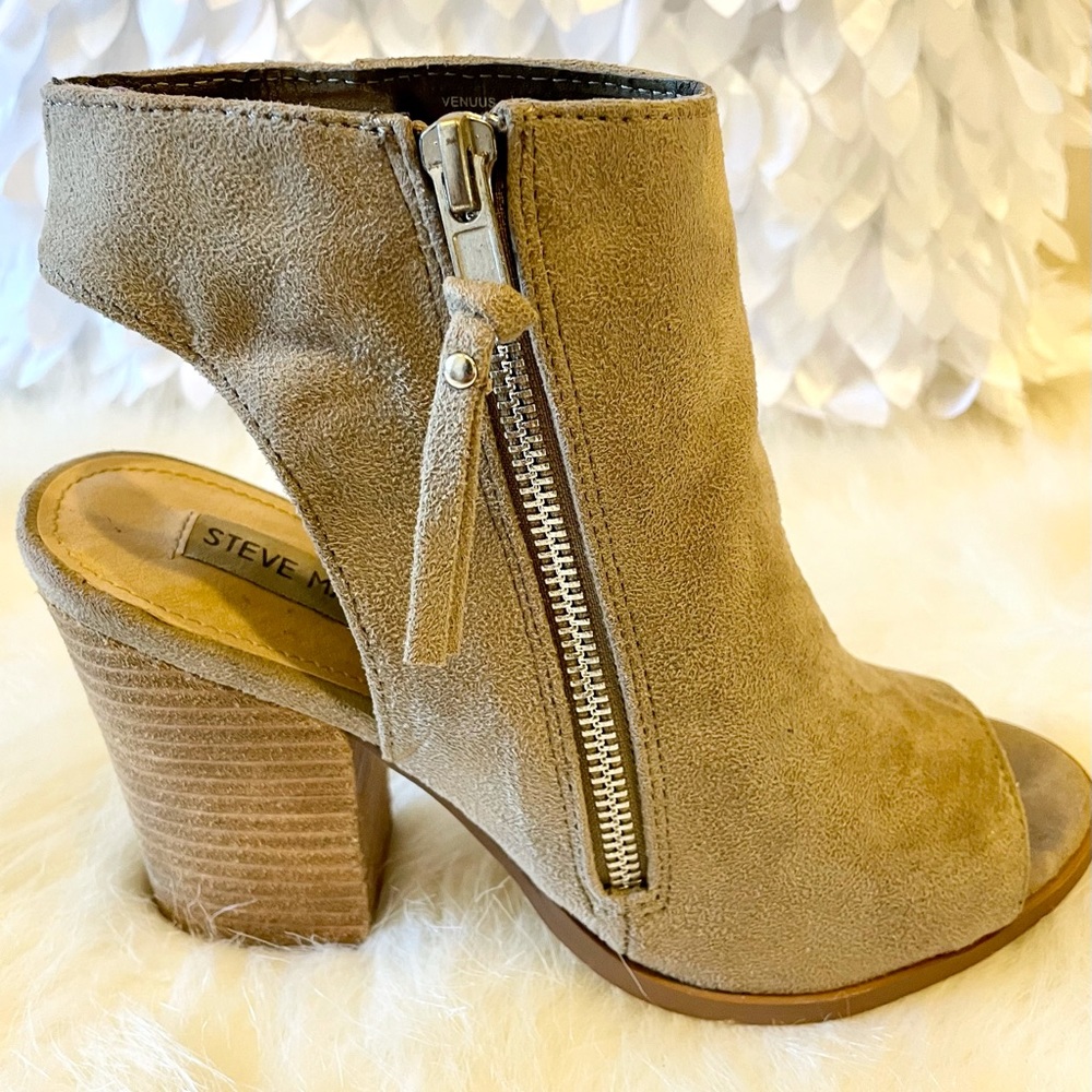 Steven Madden Tan Heeled Ankle Bootie 7.5 - Picture 5 of 6